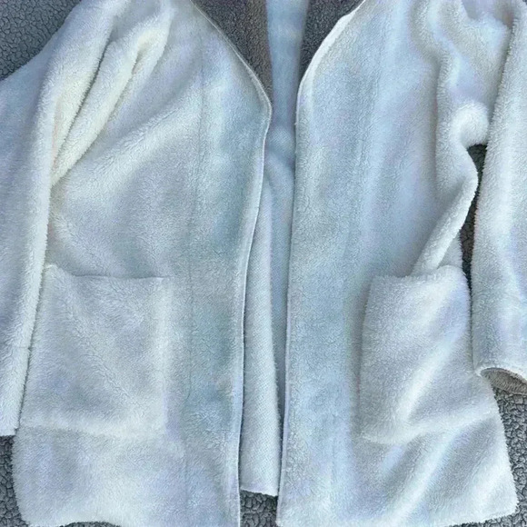 Koolaburra by UGG Sherpa Fleece
Shawl Collar Cardigan Dove/Portobello - Picture 4 of 6